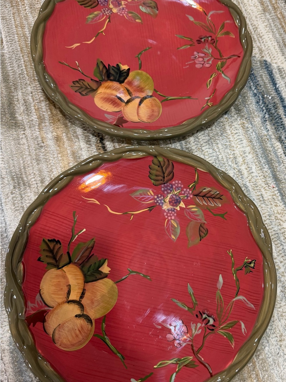 Trac Red and Olive Green Hand-Painted Floral Fruit Ceramic Plates (Set of 2)